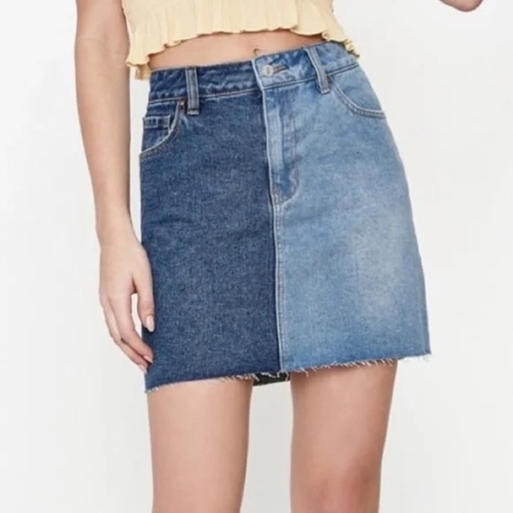 PacSun Two-Tone Denim Jean Skirt (Size 25)